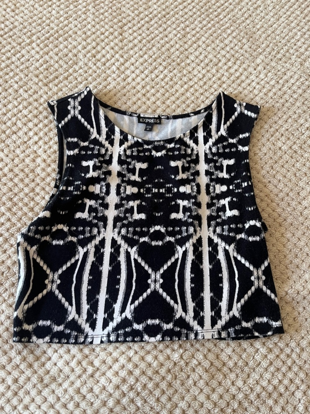 Express Black and White Geometric Crop Tank